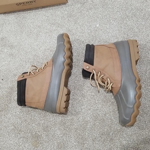 Men's Sperry Water Boots - Picture 4 of 11